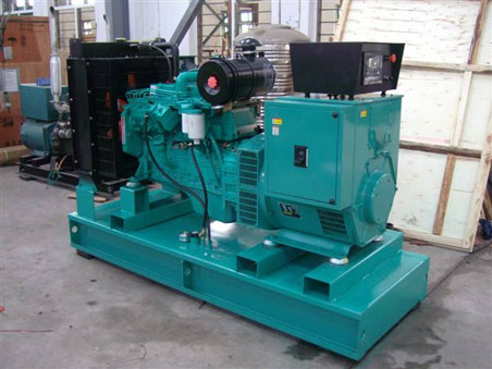 灵川200kw康明斯柴油发电机组图片 灵川200kw康明斯柴油发电机组图片